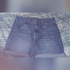 d. jeans Women's Blue Jean Shorts